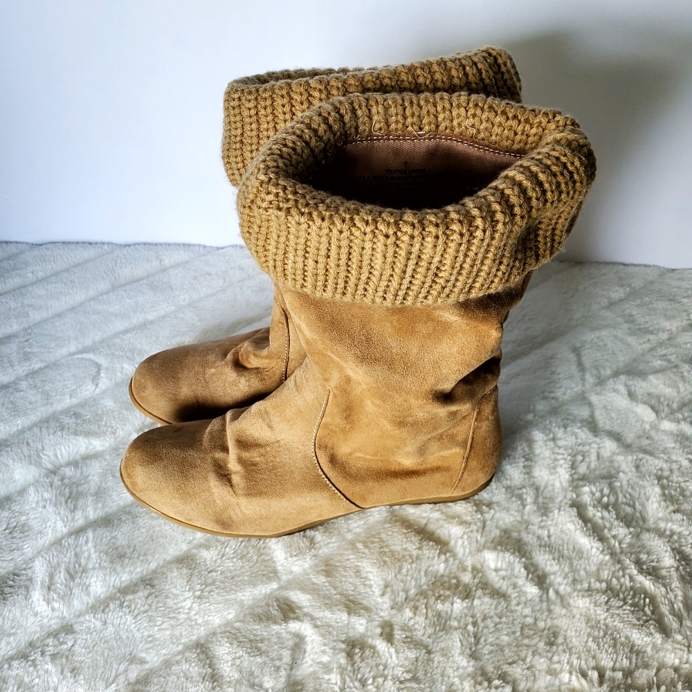 Xhilaration Boots Womens Tan 7